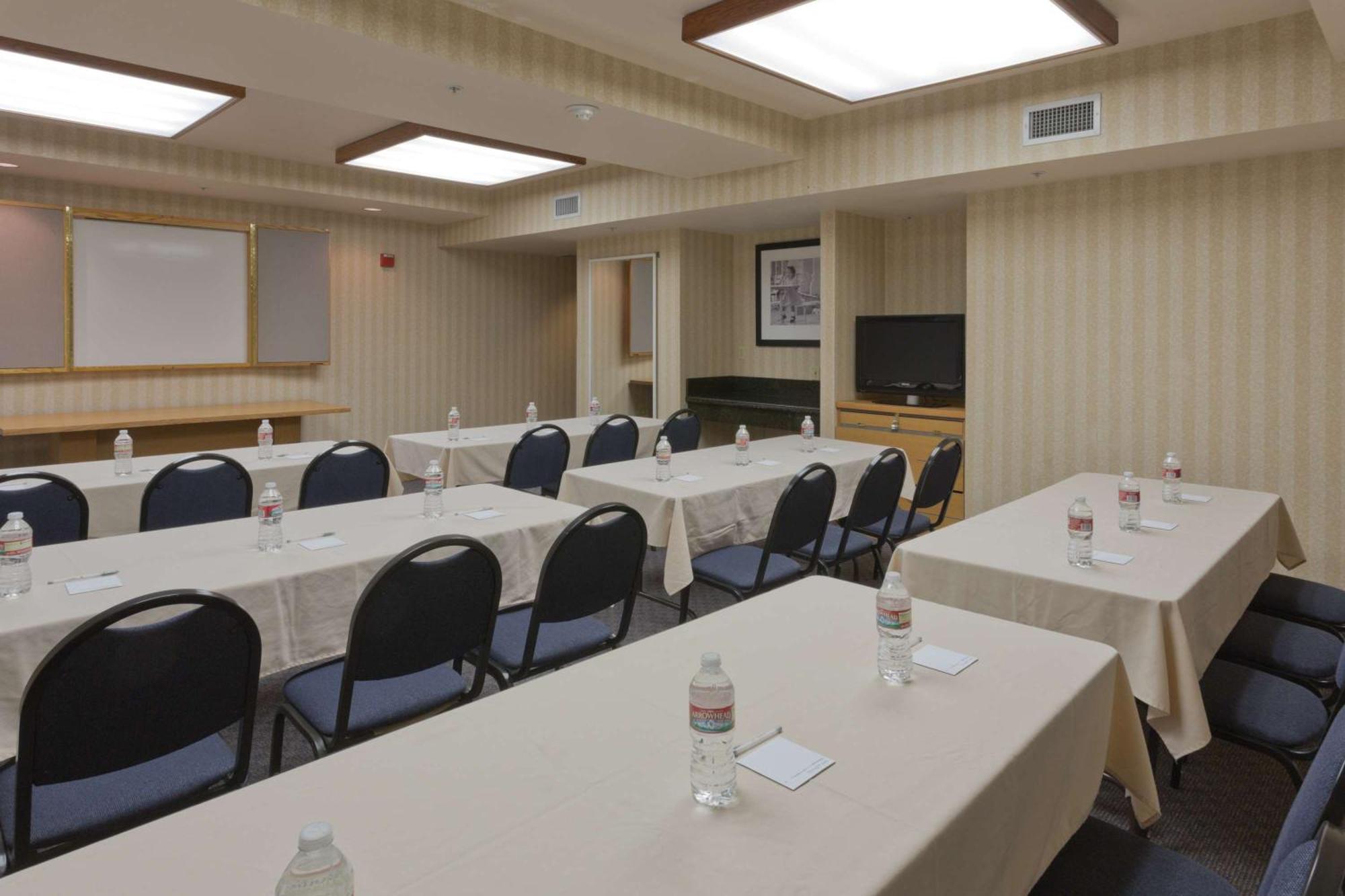 Hampton Inn Las Vegas/Summerlin Экстерьер фото